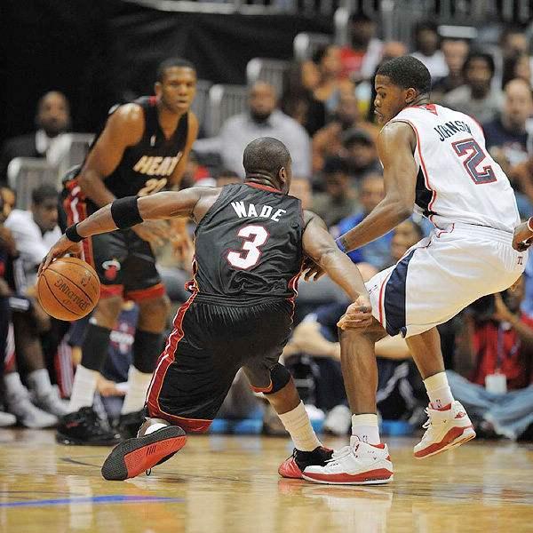 队为他提供 队为他提供