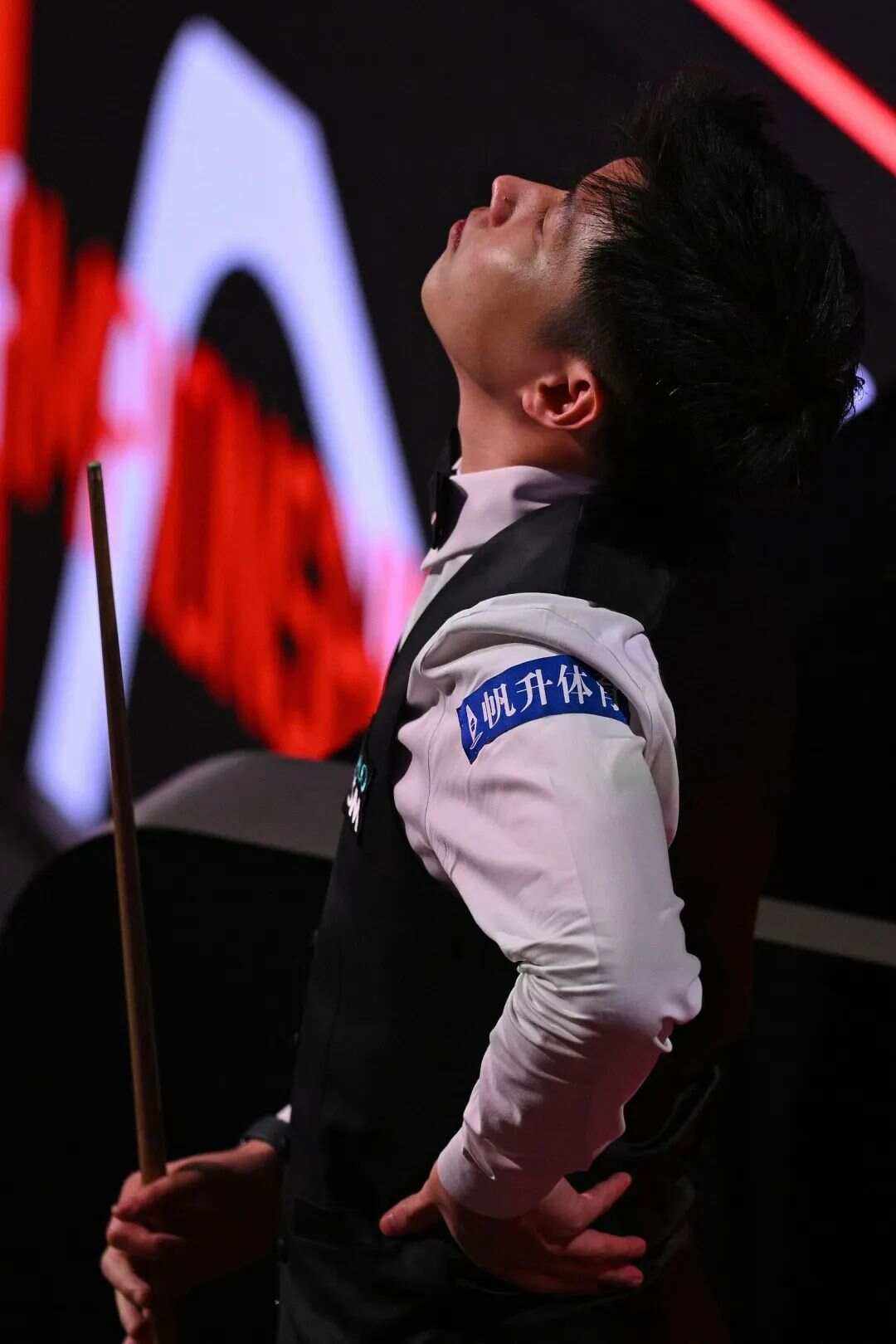 成功脱颖而 成功脱颖而