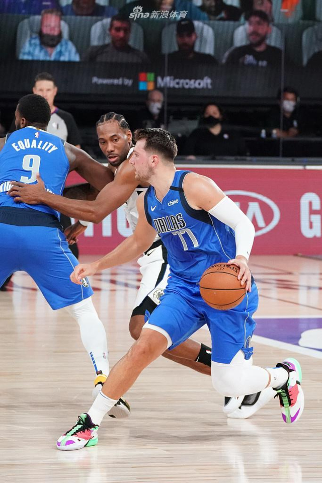 粉红球棒 粉红球棒